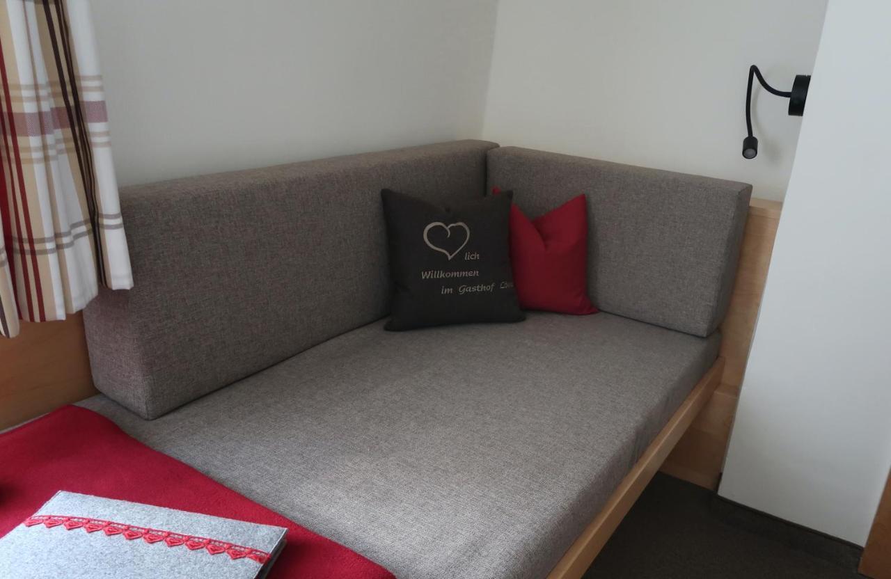 Hotel Garni Loewen Silz Екстериор снимка