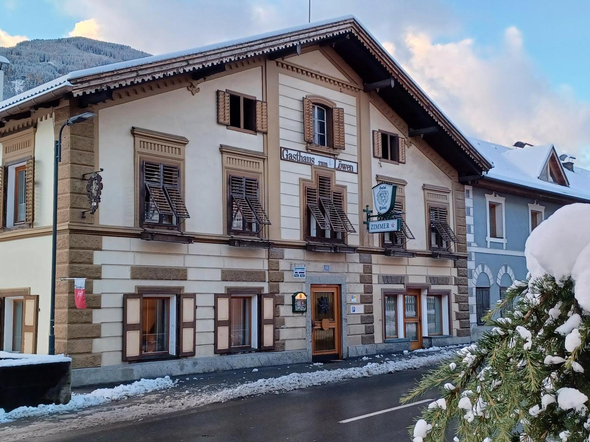 Hotel Garni Loewen Silz Екстериор снимка