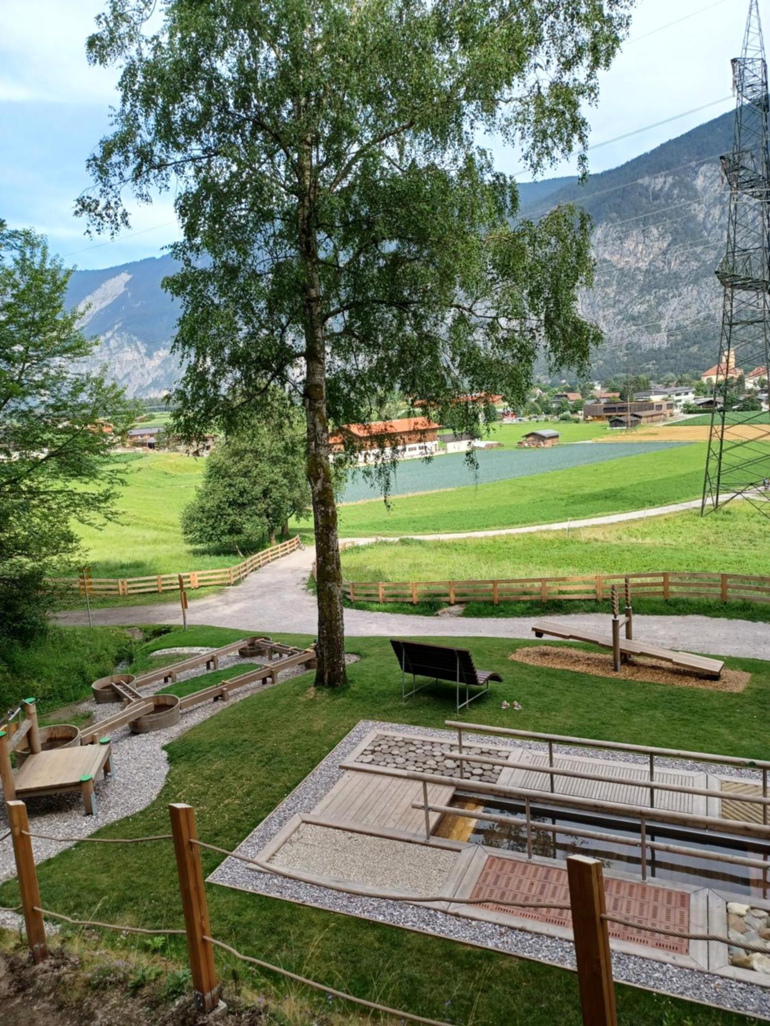 Hotel Garni Loewen Silz Екстериор снимка