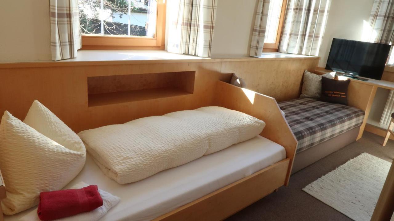 Hotel Garni Loewen Silz Екстериор снимка